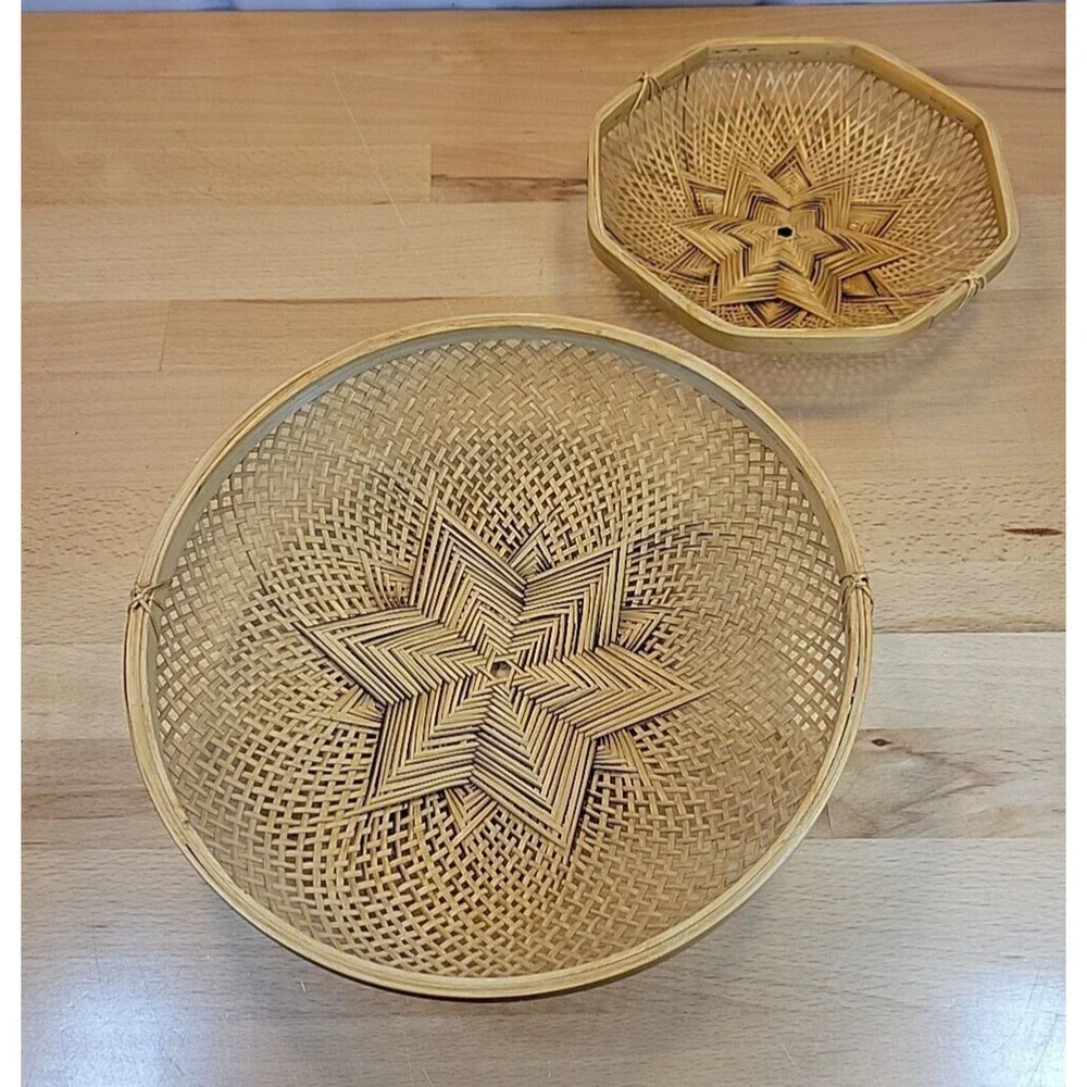 Vintage Pair Shallow Round Baskets Rattan Star Wall Hanging Boho 10” & 7.25”
